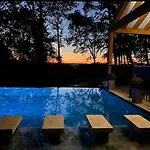 De Standing, Climatisation, Piscine Chauffee & Nature Villa *
