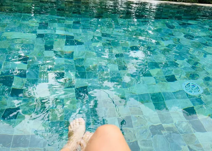 Nature & Douets - Aux Portes Du Mans - 5 Climatisees - Piscine A Debordement Et Terrain Arbore D'1 Hectare *